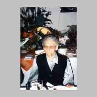 035-1010 Herta Arendt, geb. Schlien an ihrem 90. Geburtstag am 04.11.2004 .jpg